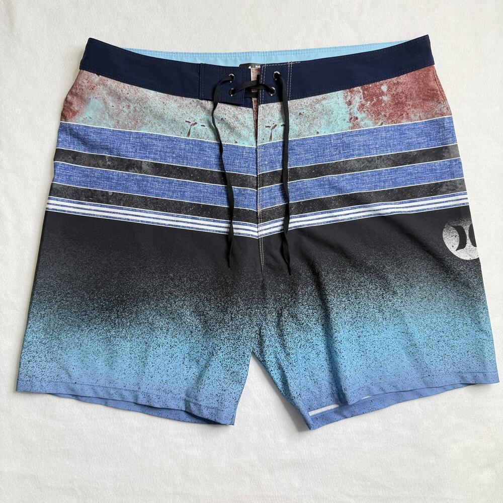 Hurley Boardshorts Mens 34 Blue Stripe Gradient Swim Trunks Surf Drawstring
